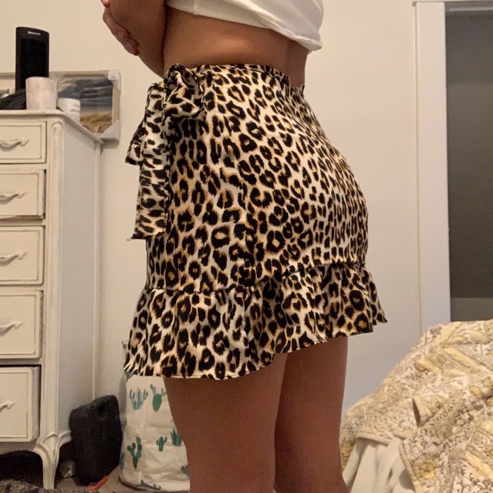 ADORABLE cheetah print wrap skirt
